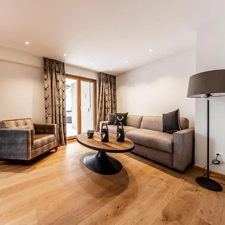 Unique Alpic Style In The Heart Of Apartment Davos